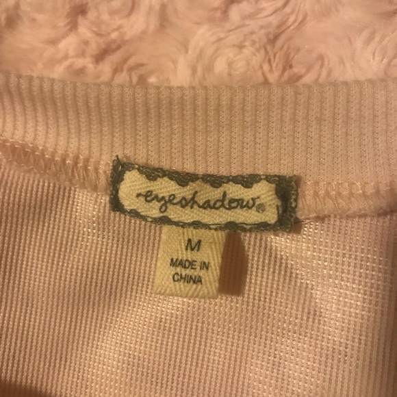 Pink fuzzy sweater - Picture 4 of 4